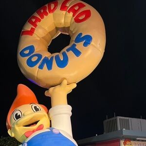 Meet your Posher, Pat